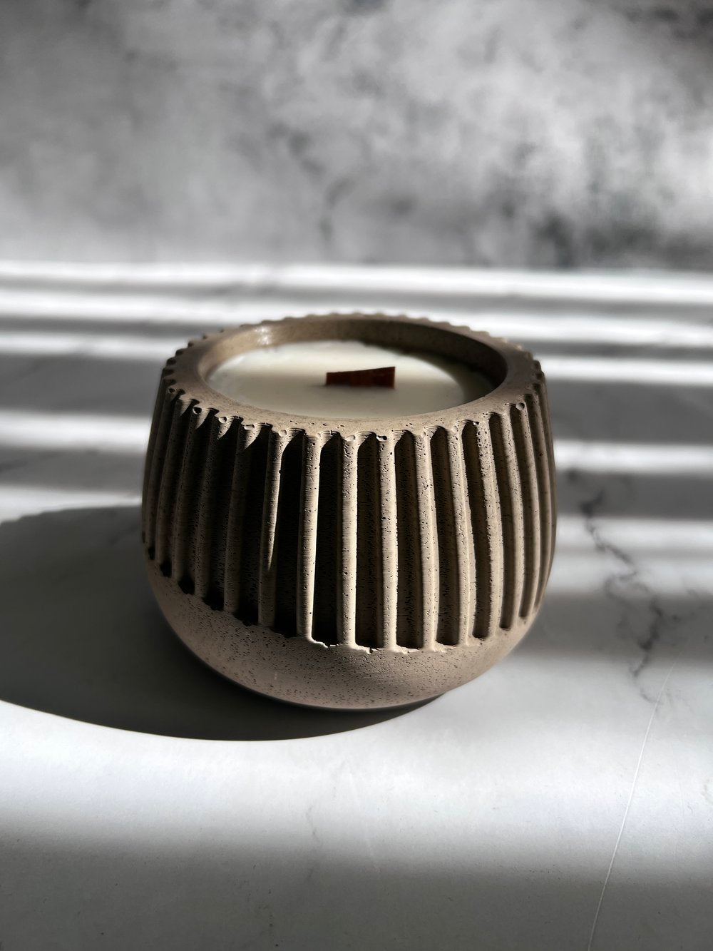 8oz wavy lines cement jar candle